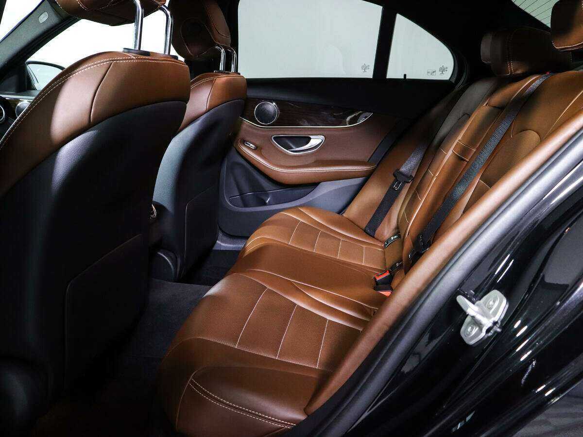 Купить Mercedes-Benz C-Класс с пробегом. Фото: #7