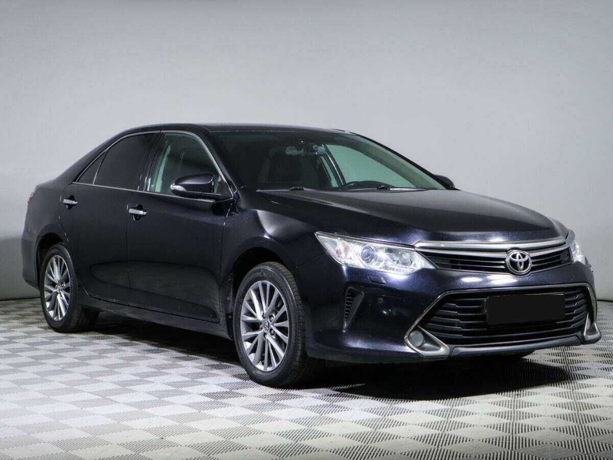 Купить Toyota Camry с пробегом. Фото: #2