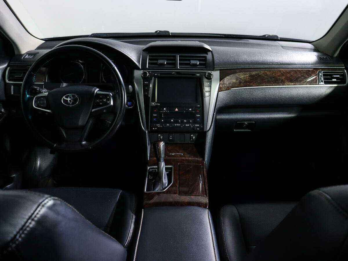 Купить Toyota Camry с пробегом. Фото: #9