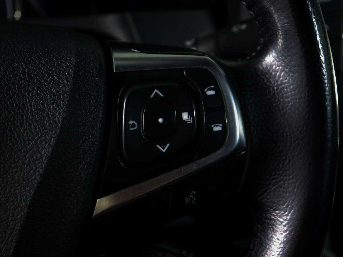 Купить Toyota Camry с пробегом. Фото: #19