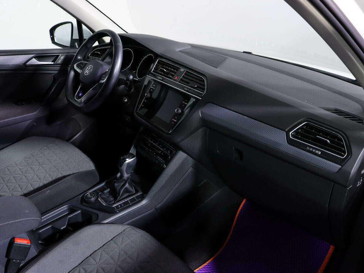 Купить Volkswagen Tiguan с пробегом. Фото: #8