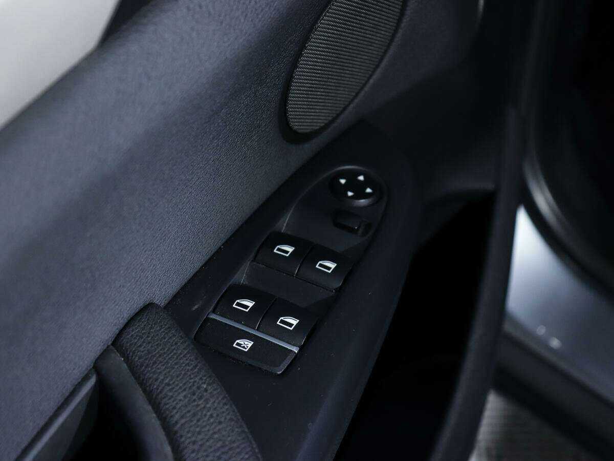 Купить BMW X3 с пробегом. Фото: #13