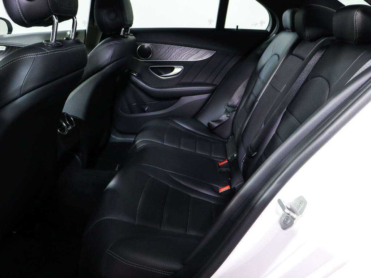 Купить Mercedes-Benz C-Класс с пробегом. Фото: #7