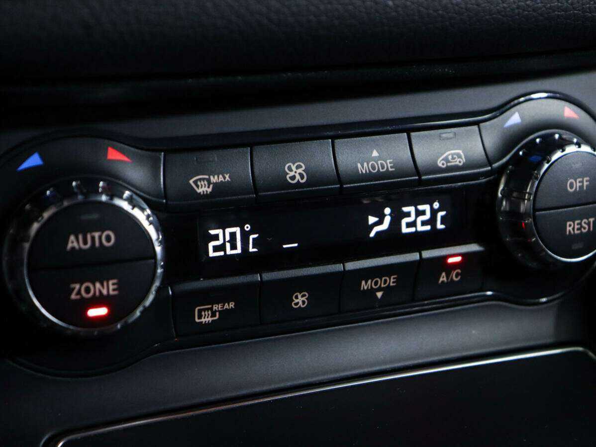 Купить Mercedes-Benz CLA с пробегом. Фото: #18