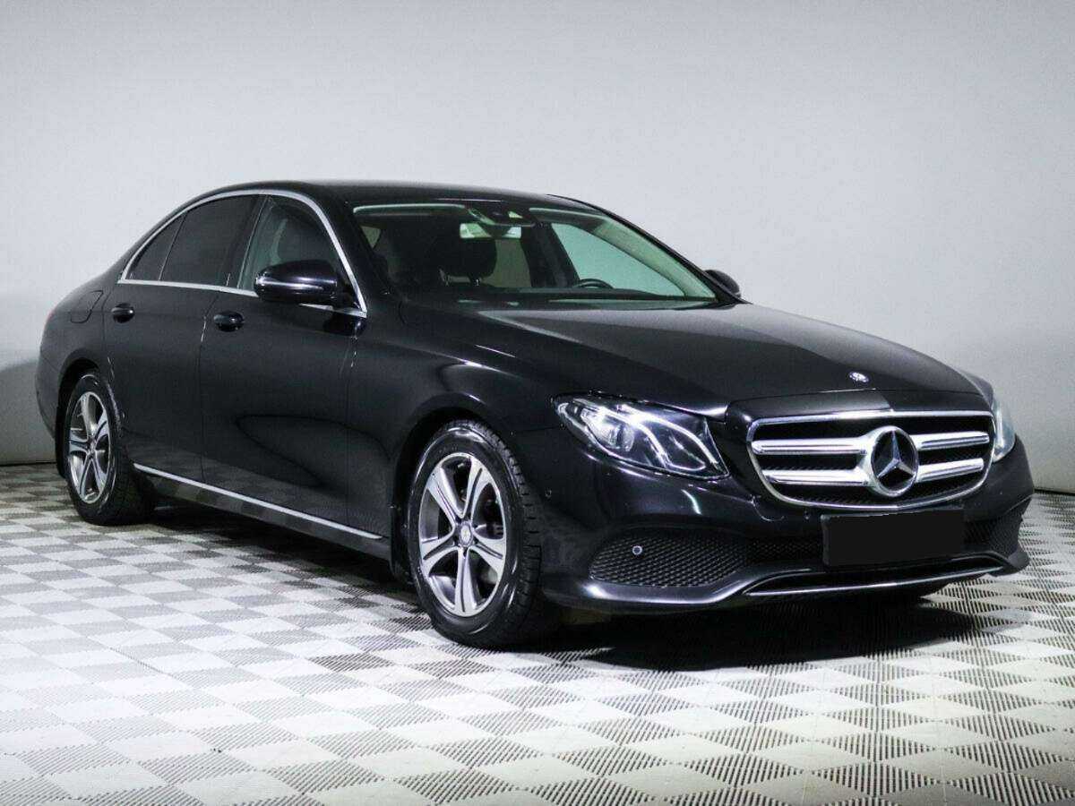 Купить Mercedes-Benz E-Класс с пробегом. Фото: #2