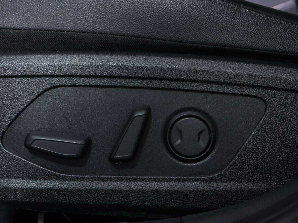 Купить Hyundai Sonata с пробегом. Фото: #20