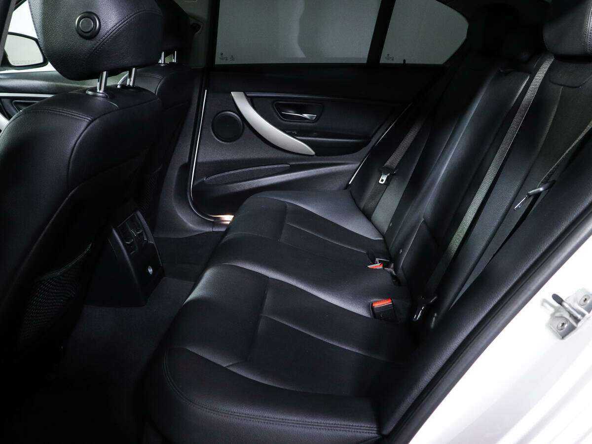 Купить BMW 3 серии с пробегом. Фото: #6