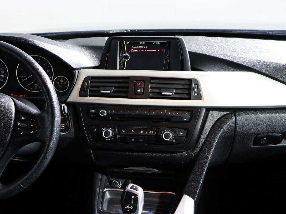 Купить BMW 3 серии с пробегом. Фото: #9