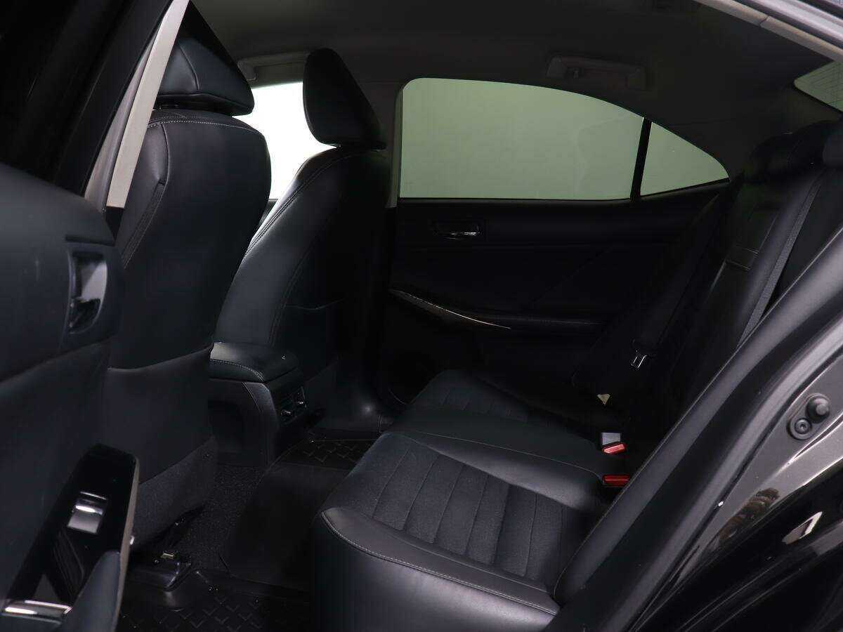 Купить Lexus IS с пробегом. Фото: #6
