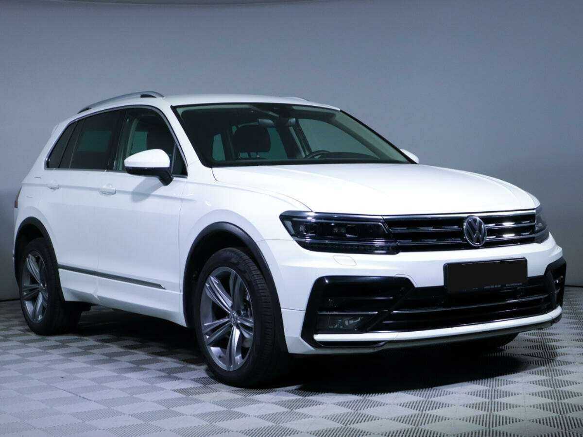 Купить Volkswagen Tiguan с пробегом. Фото: #2