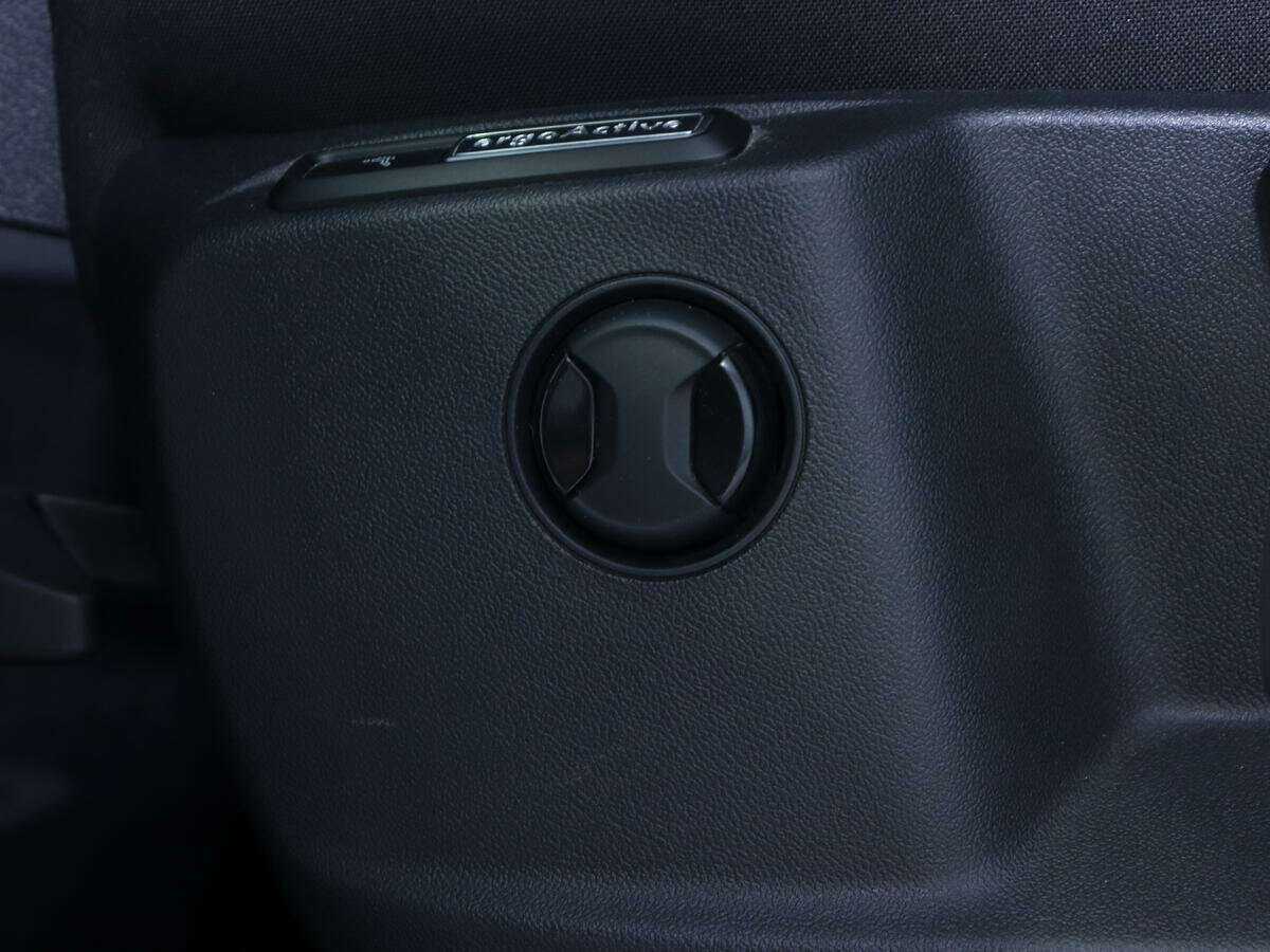 Купить Volkswagen Tiguan с пробегом. Фото: #12