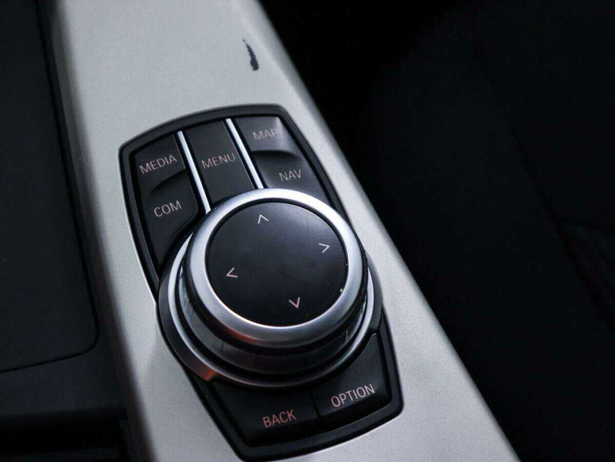 Купить BMW 3 серии с пробегом. Фото: #13