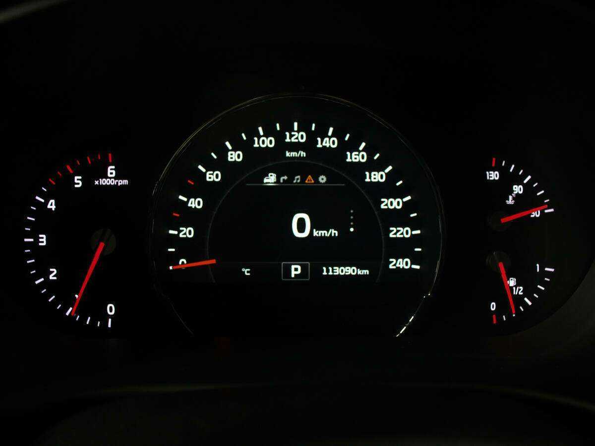 Купить Kia Sorento с пробегом. Фото: #9