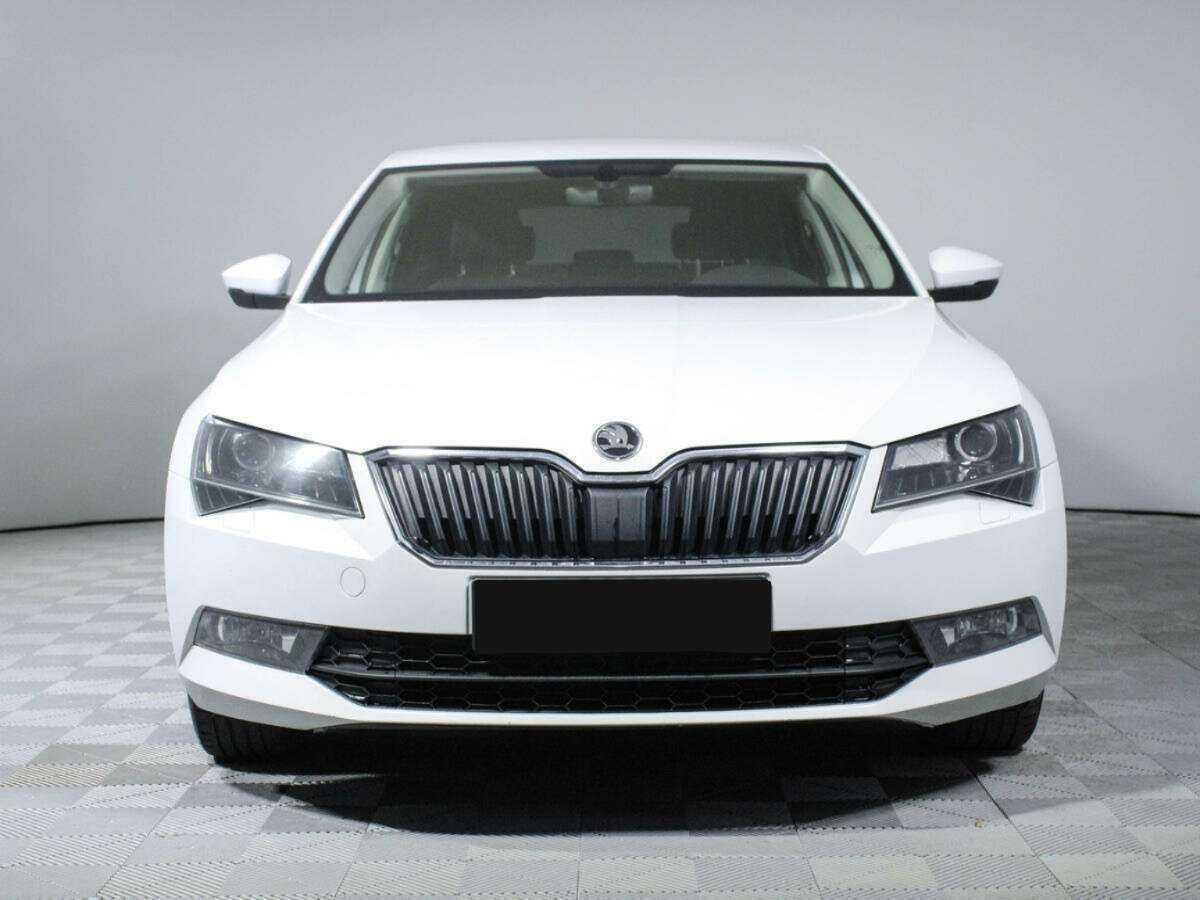 Купить Skoda Superb с пробегом. Фото: #1