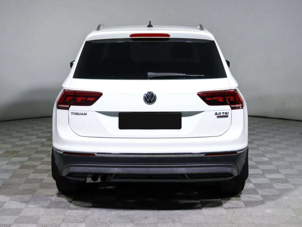 Купить Volkswagen Tiguan с пробегом. Фото: #4