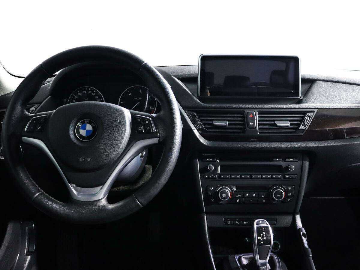 Купить BMW X1 с пробегом. Фото: #11