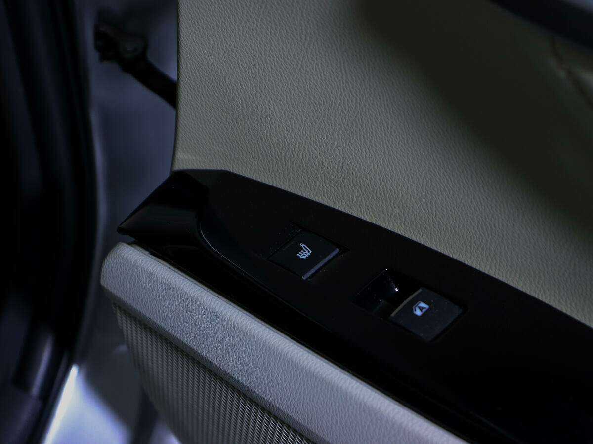 Купить Toyota Camry с пробегом. Фото: #13