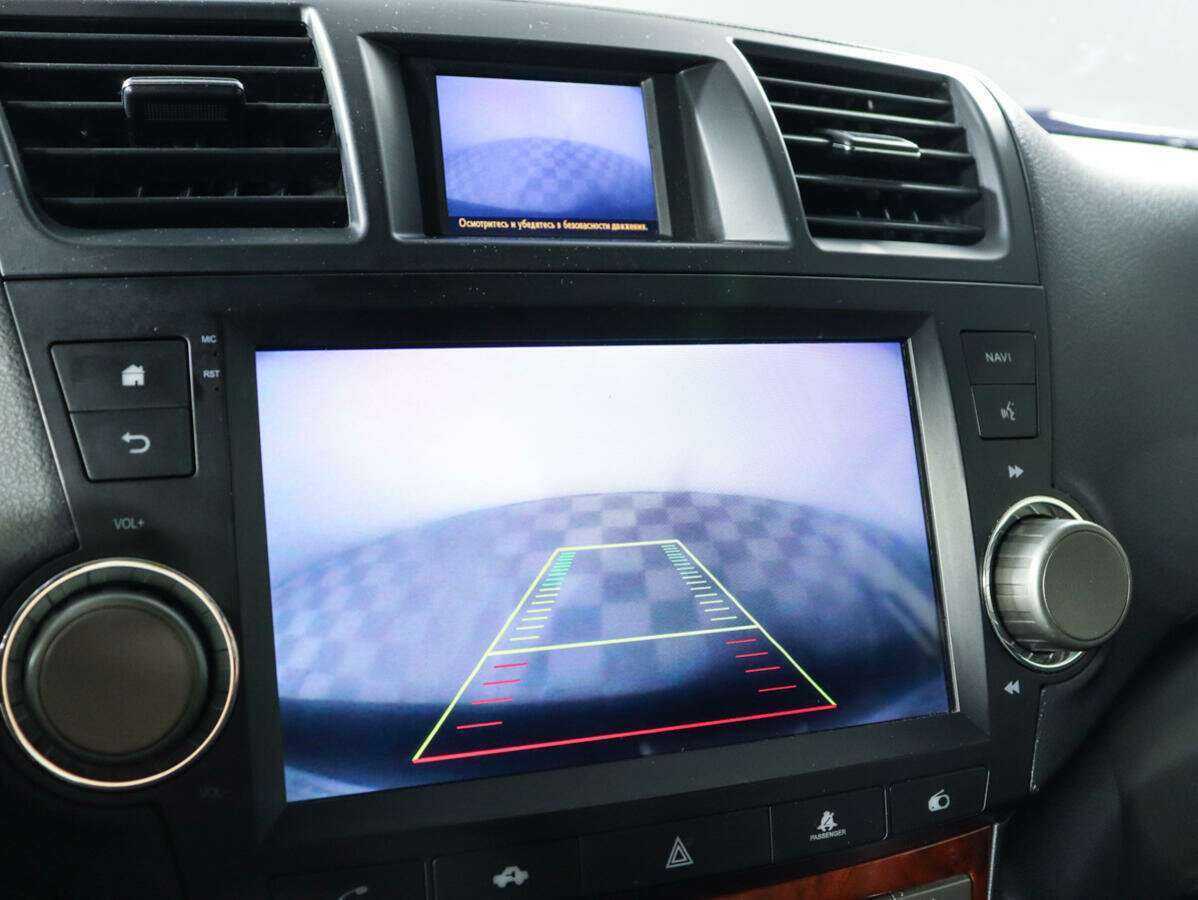 Купить Toyota Highlander с пробегом. Фото: #19