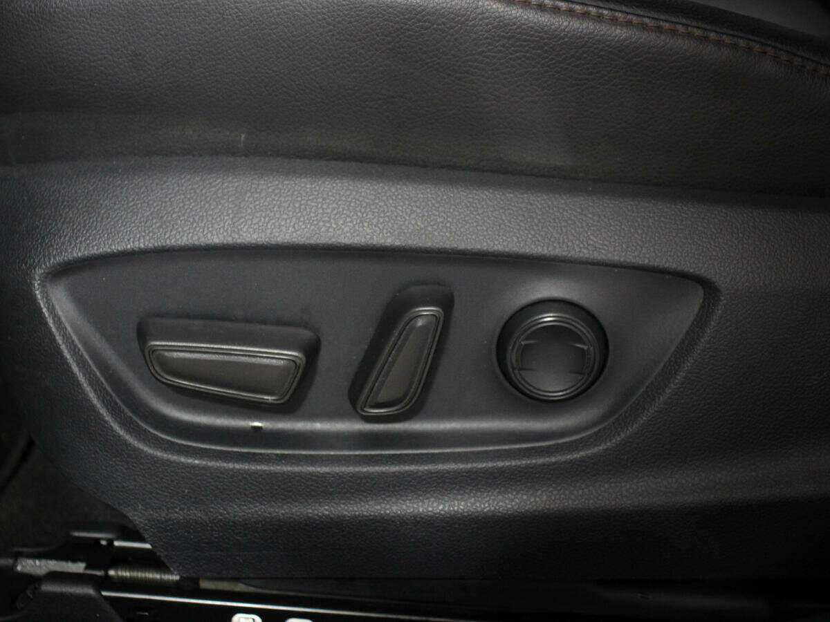 Купить Toyota Camry с пробегом. Фото: #21