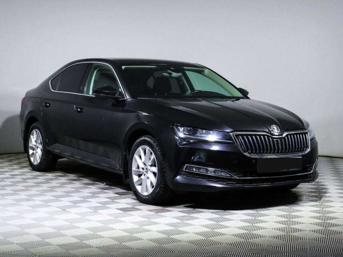 Купить Skoda Superb с пробегом. Фото: #2