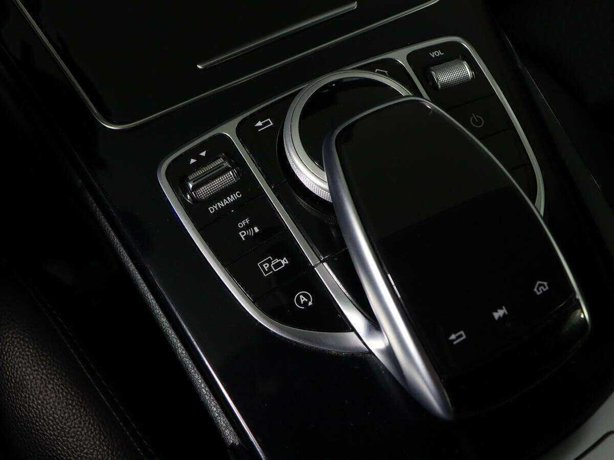 Купить Mercedes-Benz C-Класс с пробегом. Фото: #18