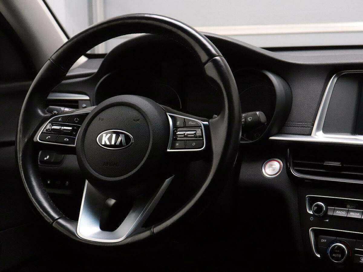 Купить Kia Optima с пробегом. Фото: #10