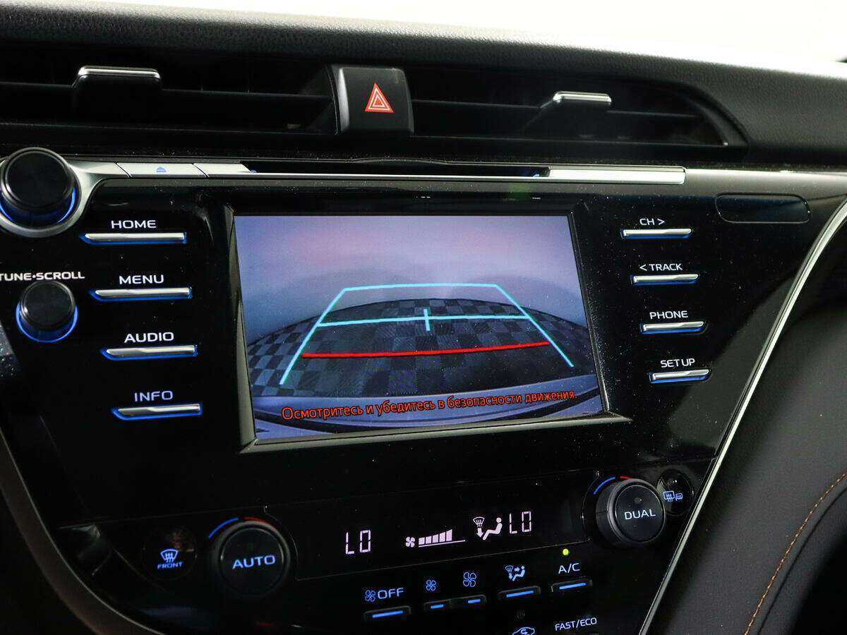 Купить Toyota Camry с пробегом. Фото: #14