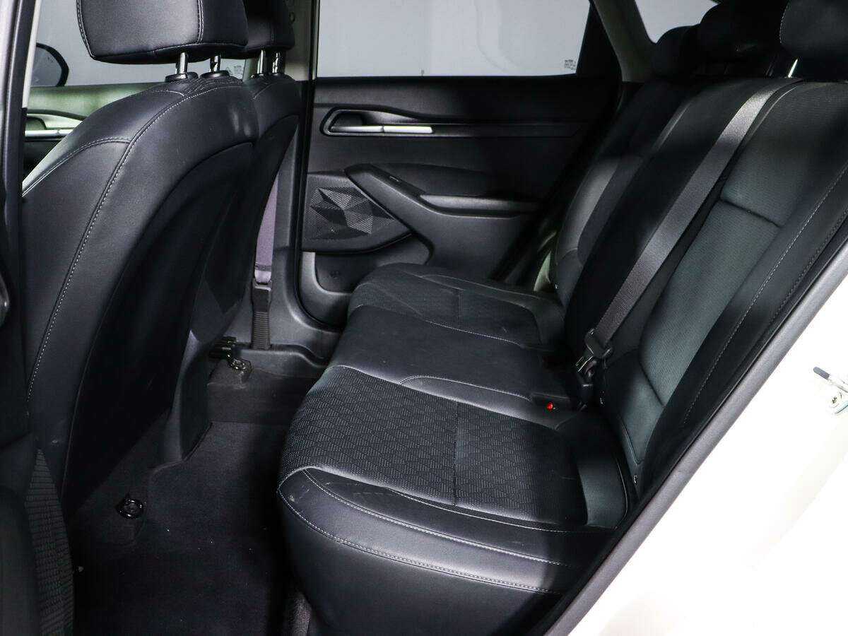 Купить Kia Seltos с пробегом. Фото: #8