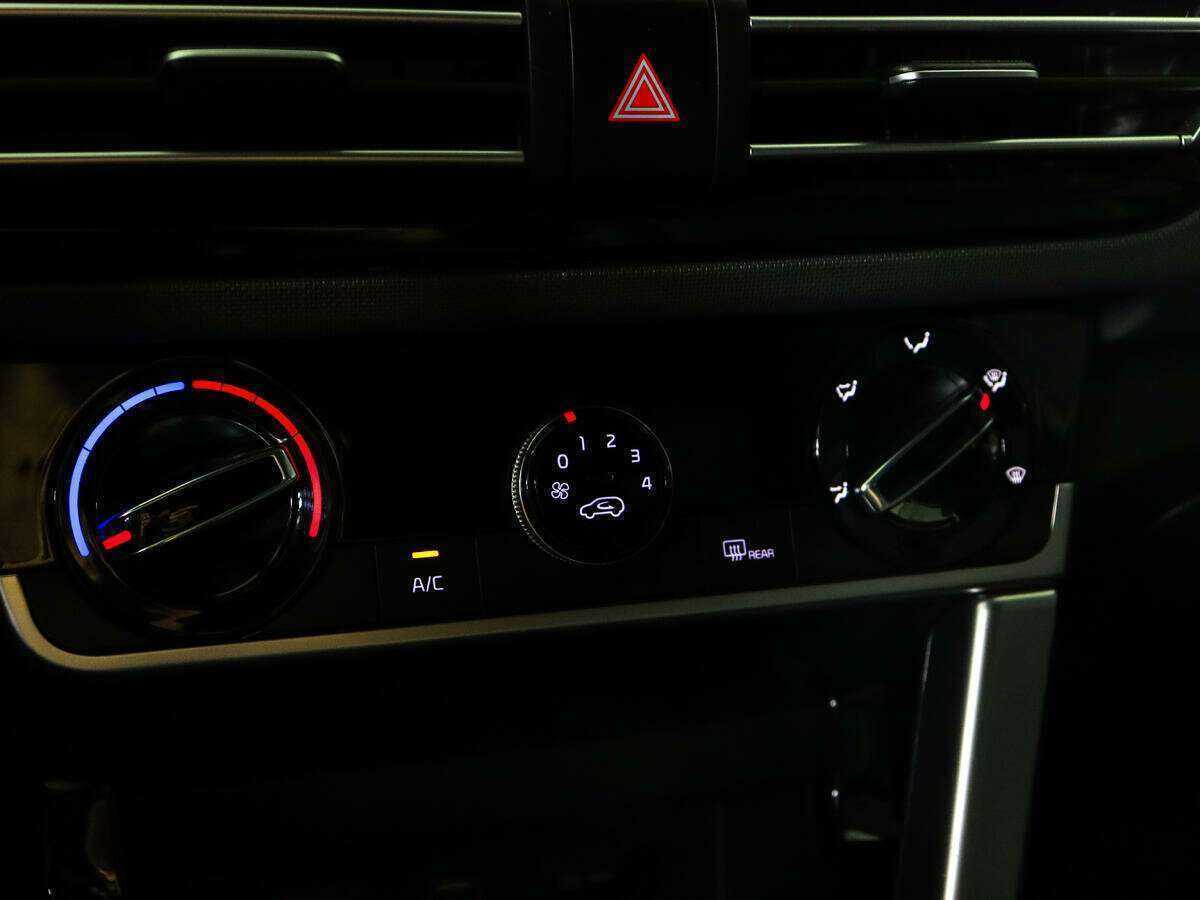 Купить Kia Seltos с пробегом. Фото: #21