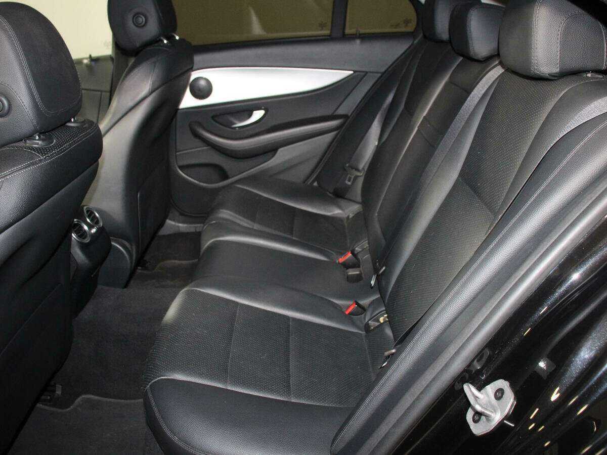 Купить Mercedes-Benz E-Класс с пробегом. Фото: #7