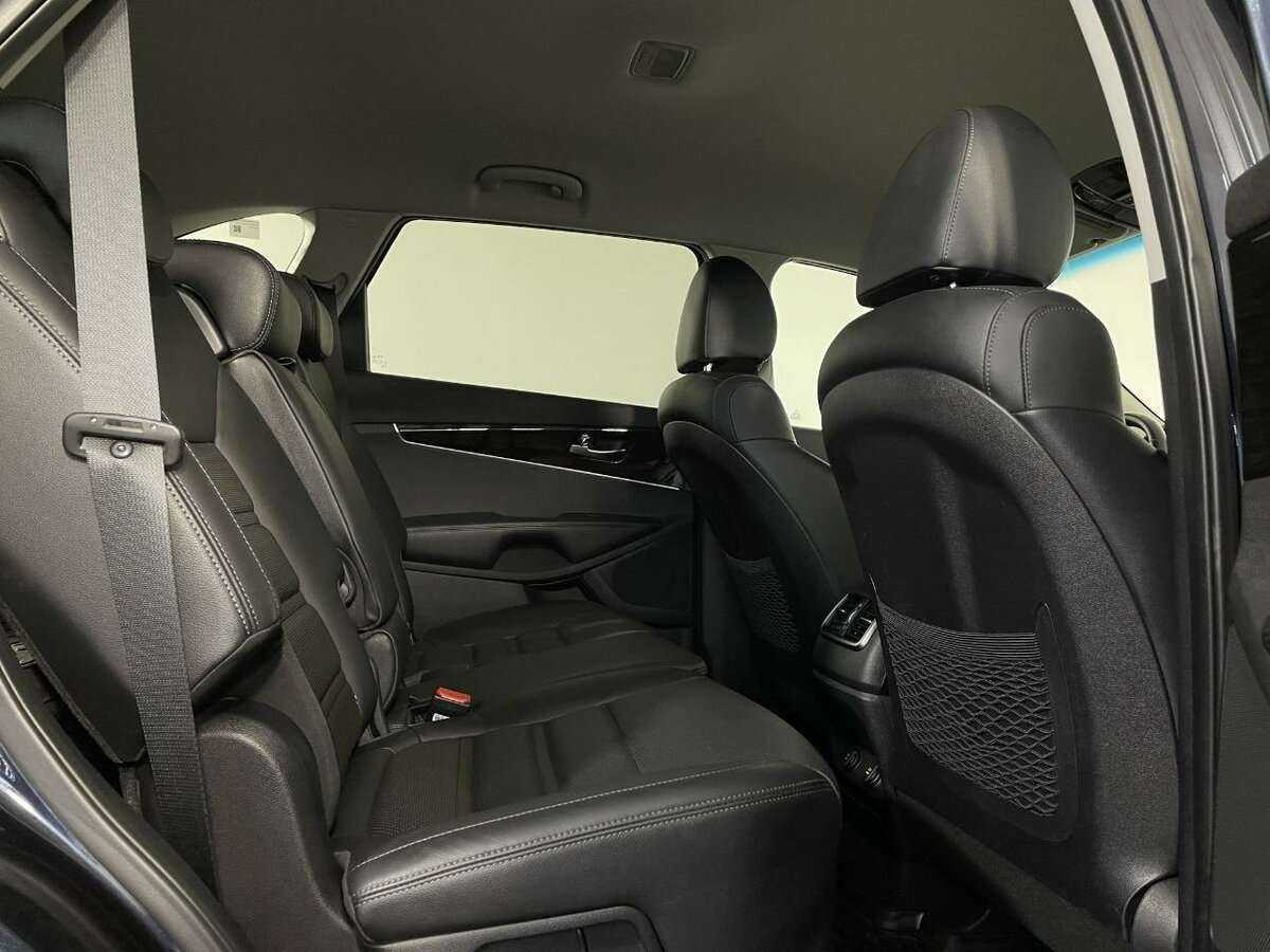 Купить Kia Sorento с пробегом. Фото: #15