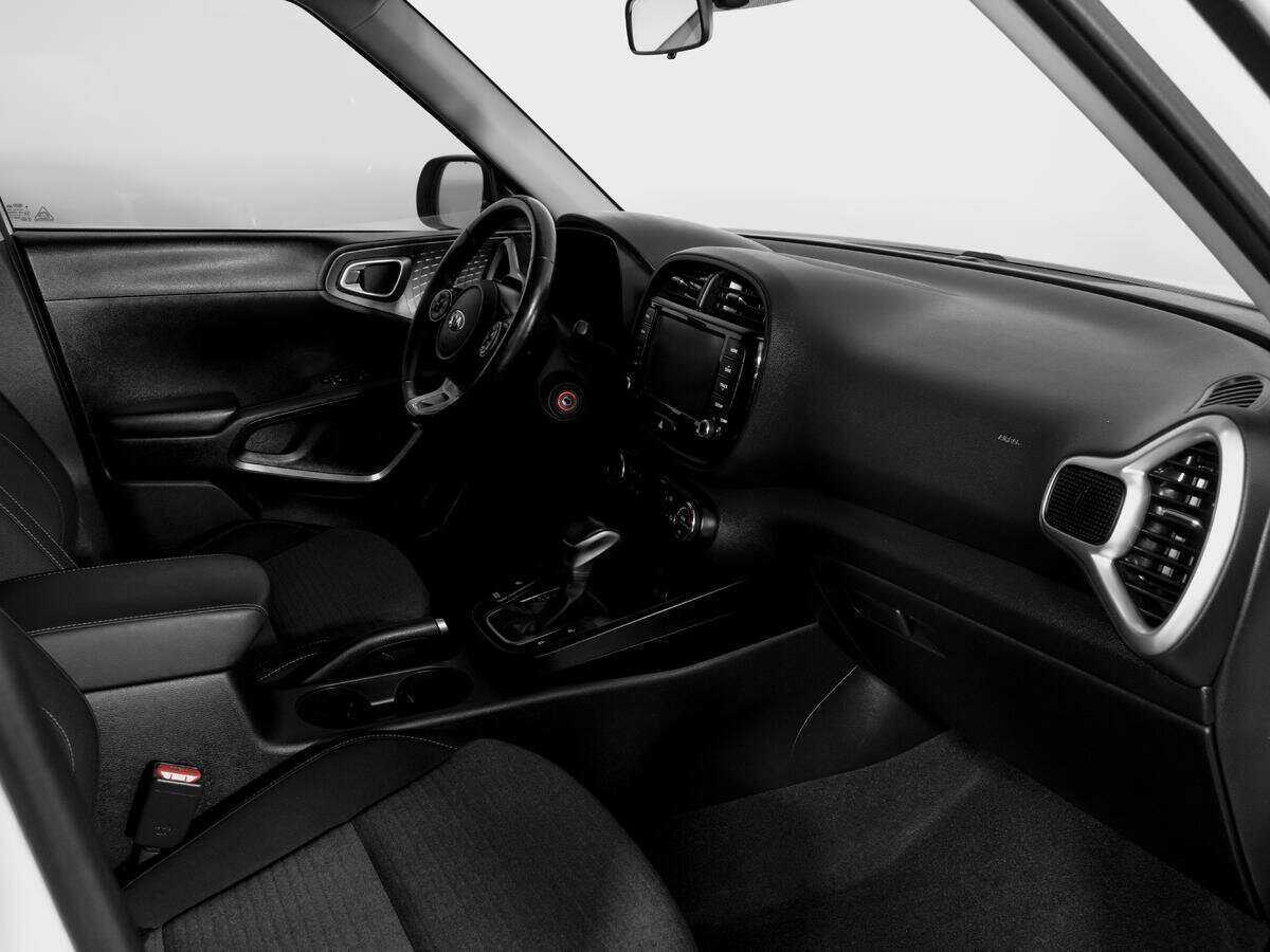 Купить Kia Soul с пробегом. Фото: #8