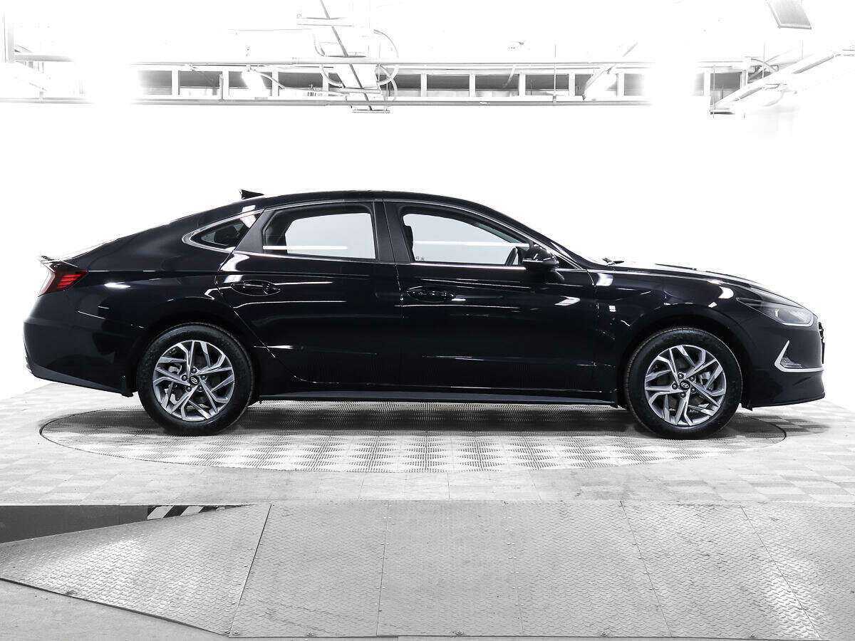 Купить Hyundai Sonata с пробегом. Фото: #3