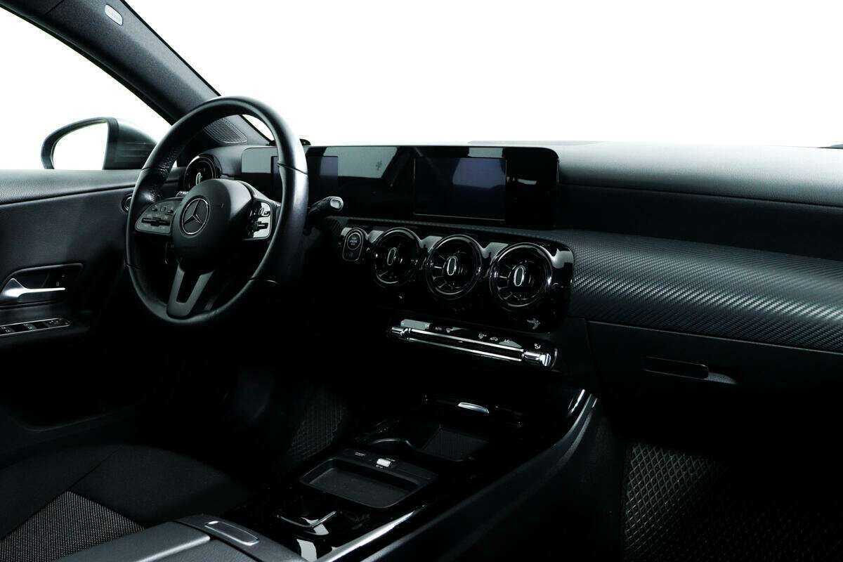 Купить Mercedes-Benz A-Класс с пробегом. Фото: #8