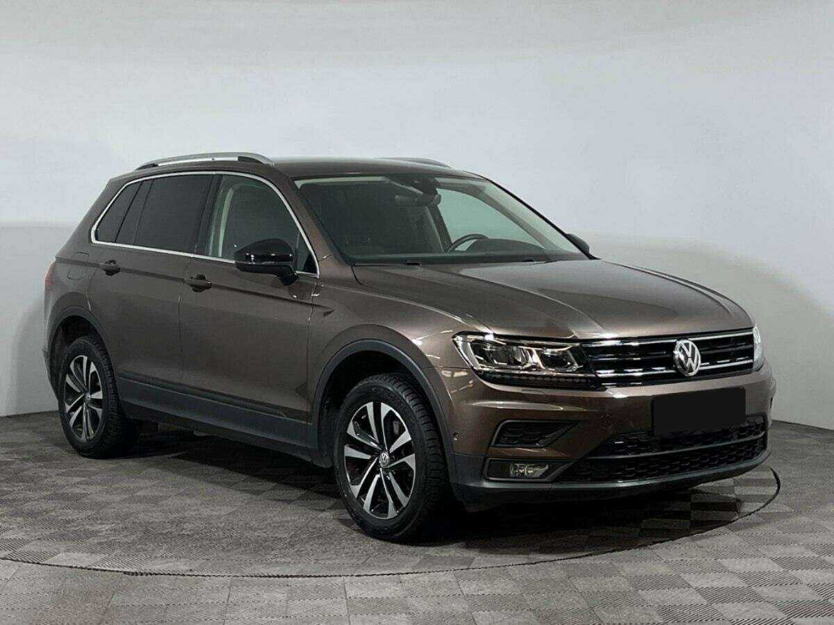 Купить Volkswagen Tiguan с пробегом. Фото: #2