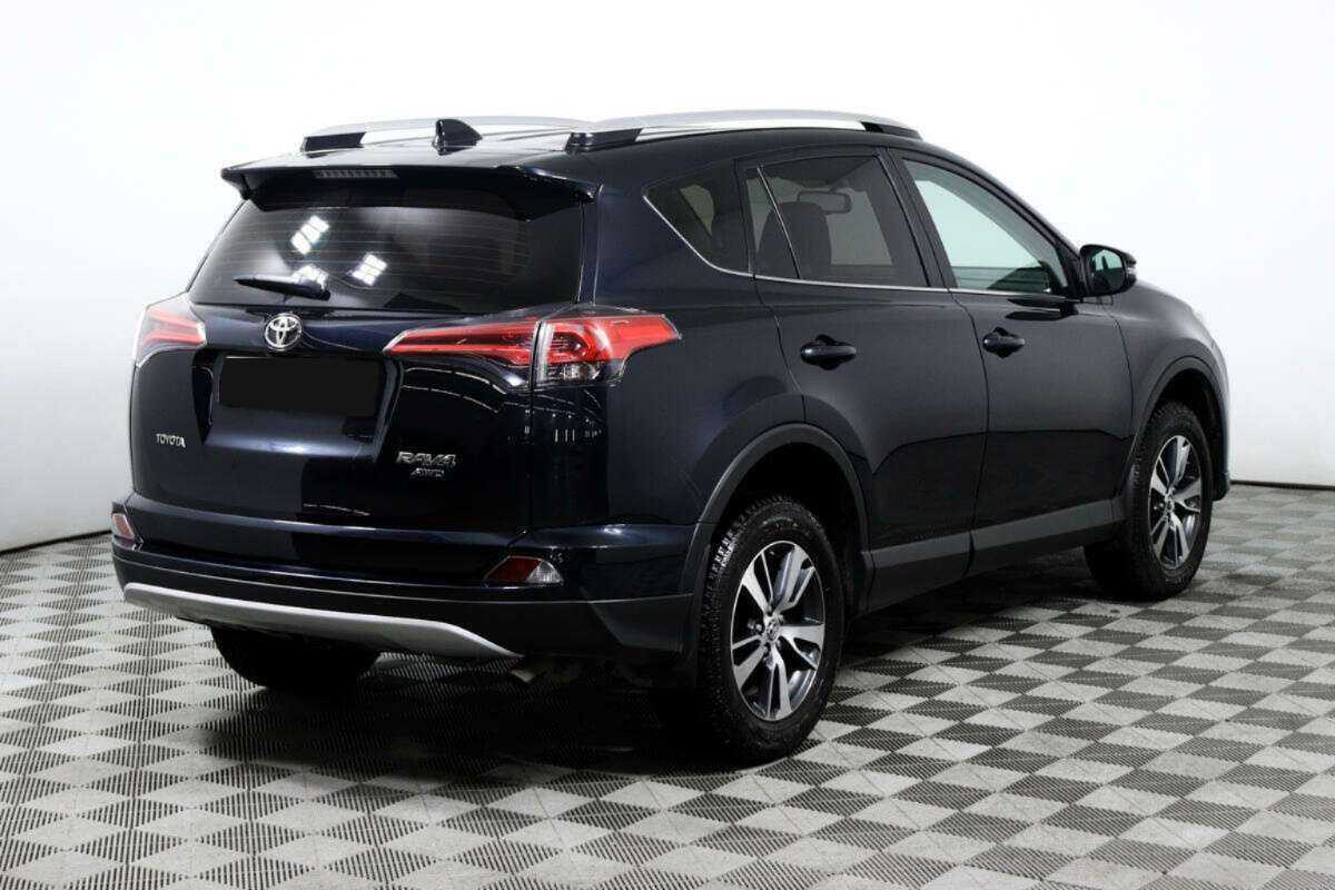 Купить Toyota RAV4 с пробегом. Фото: #4