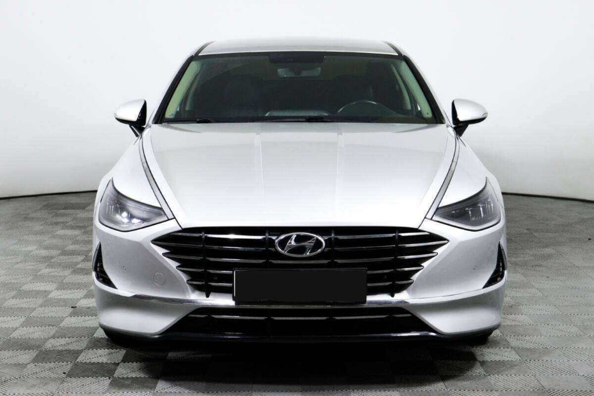 Купить Hyundai Sonata с пробегом. Фото: #1