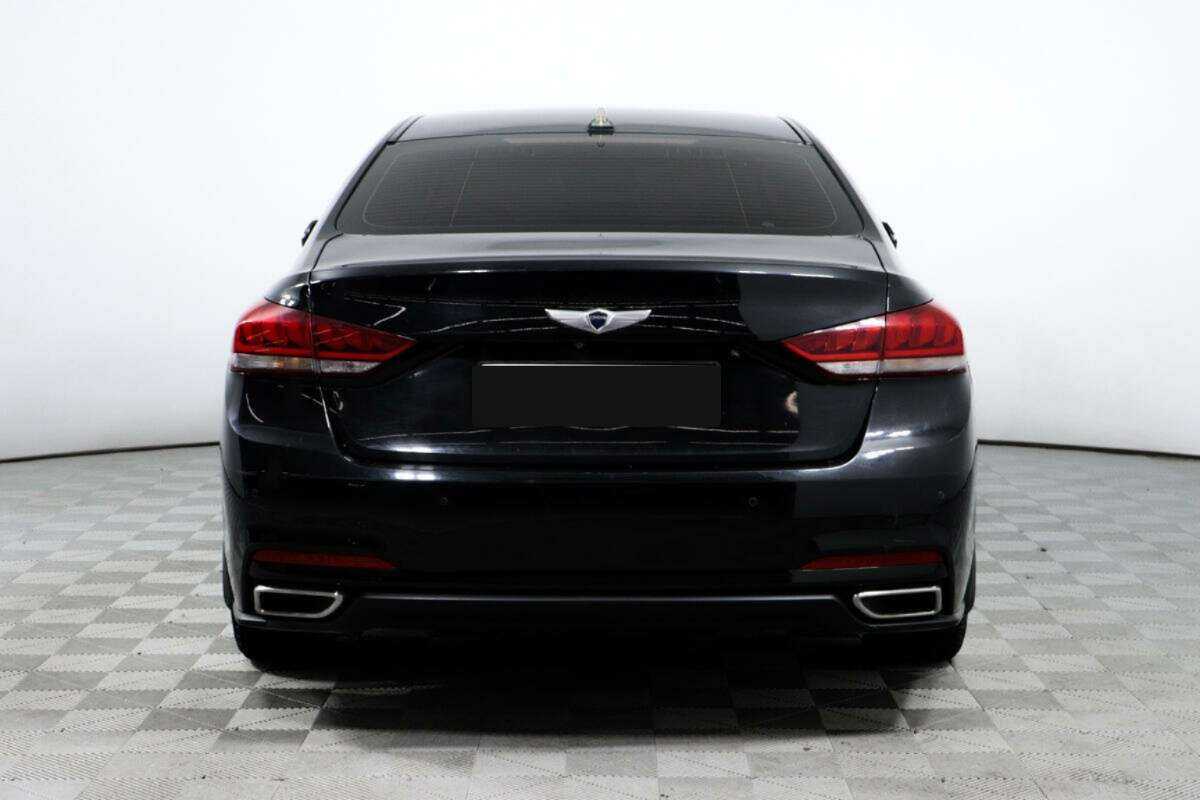 Купить Hyundai Genesis с пробегом. Фото: #5