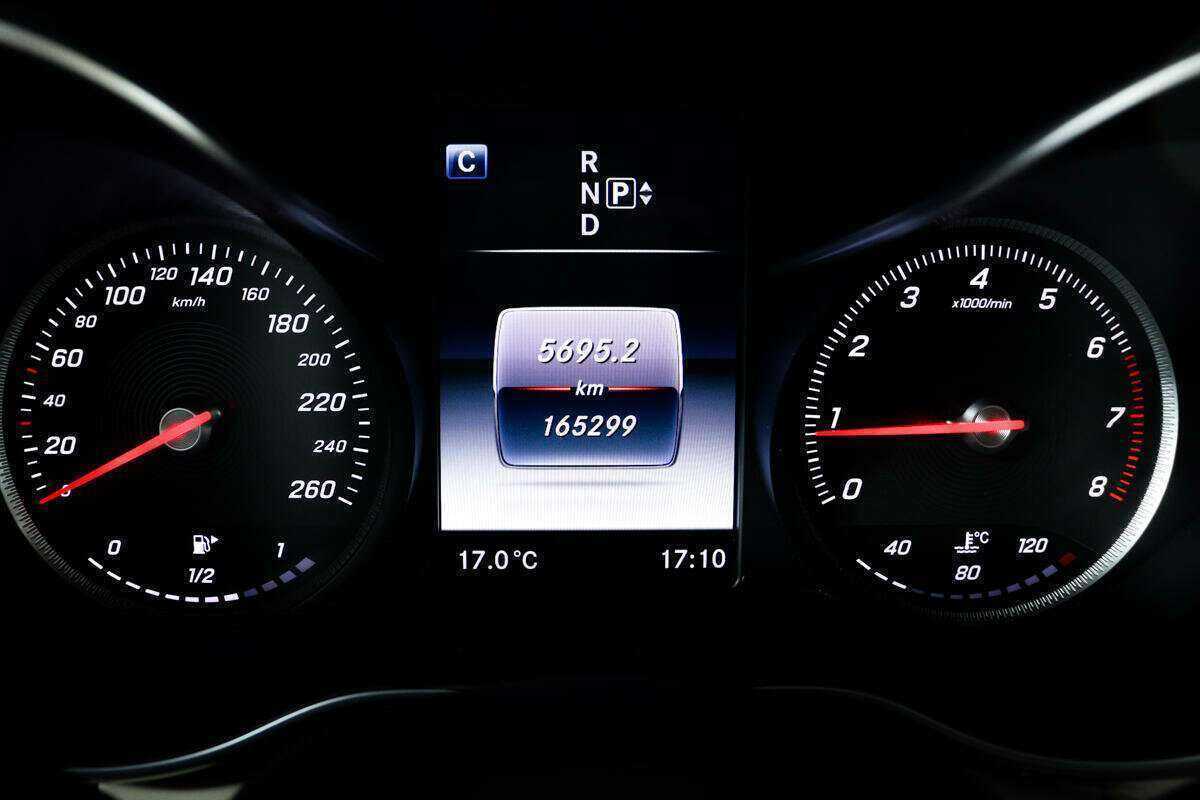 Купить Mercedes-Benz C-Класс с пробегом. Фото: #9