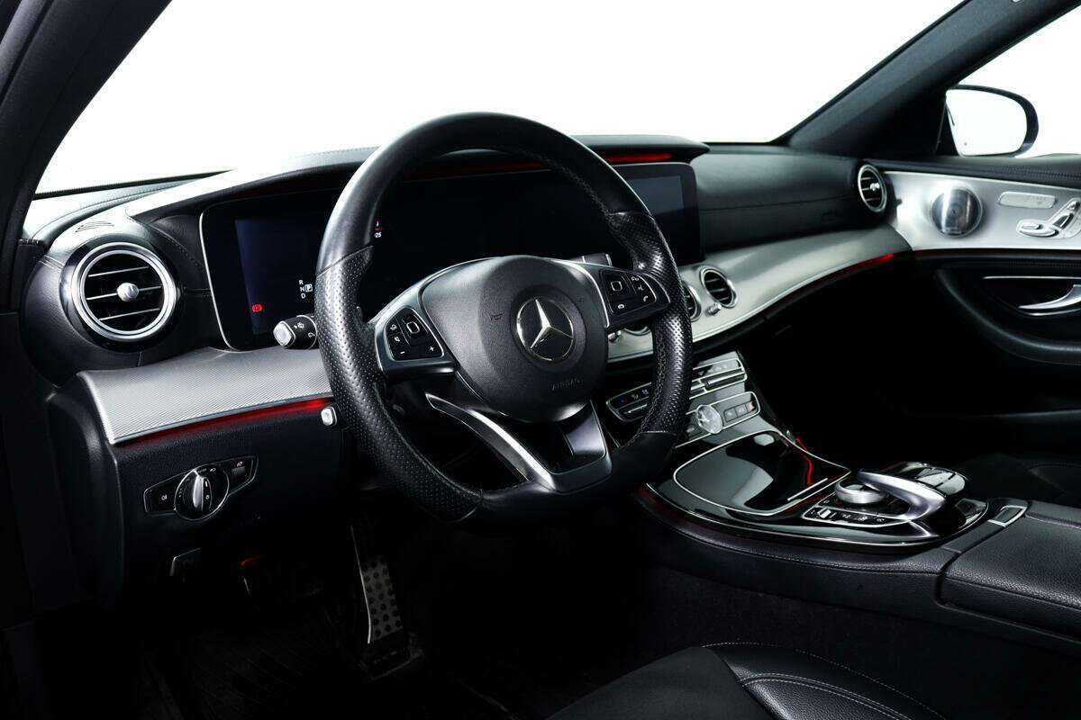 Купить Mercedes-Benz E-Класс с пробегом. Фото: #12