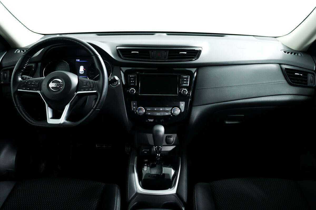 Купить Nissan X-Trail с пробегом. Фото: #10