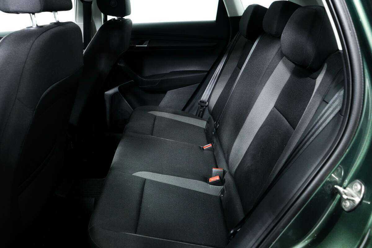 Купить Skoda Karoq с пробегом. Фото: #11