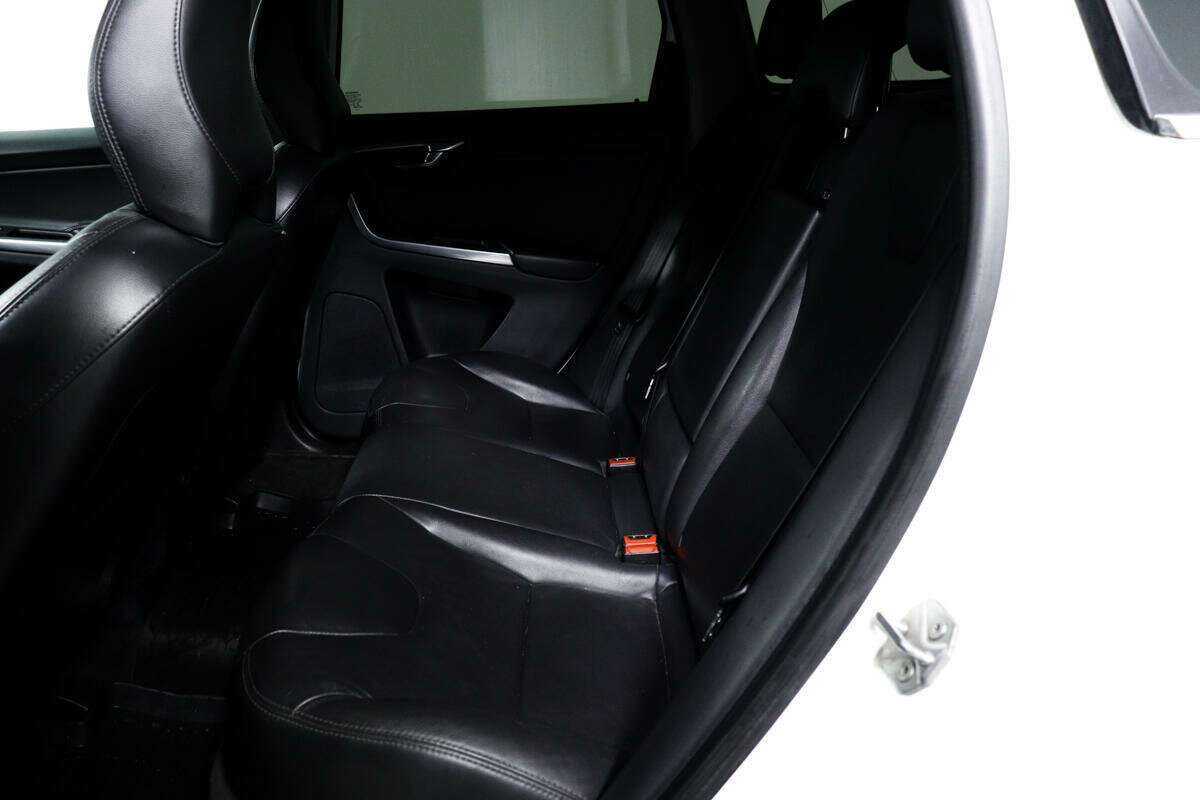 Купить Volvo XC60 с пробегом. Фото: #11