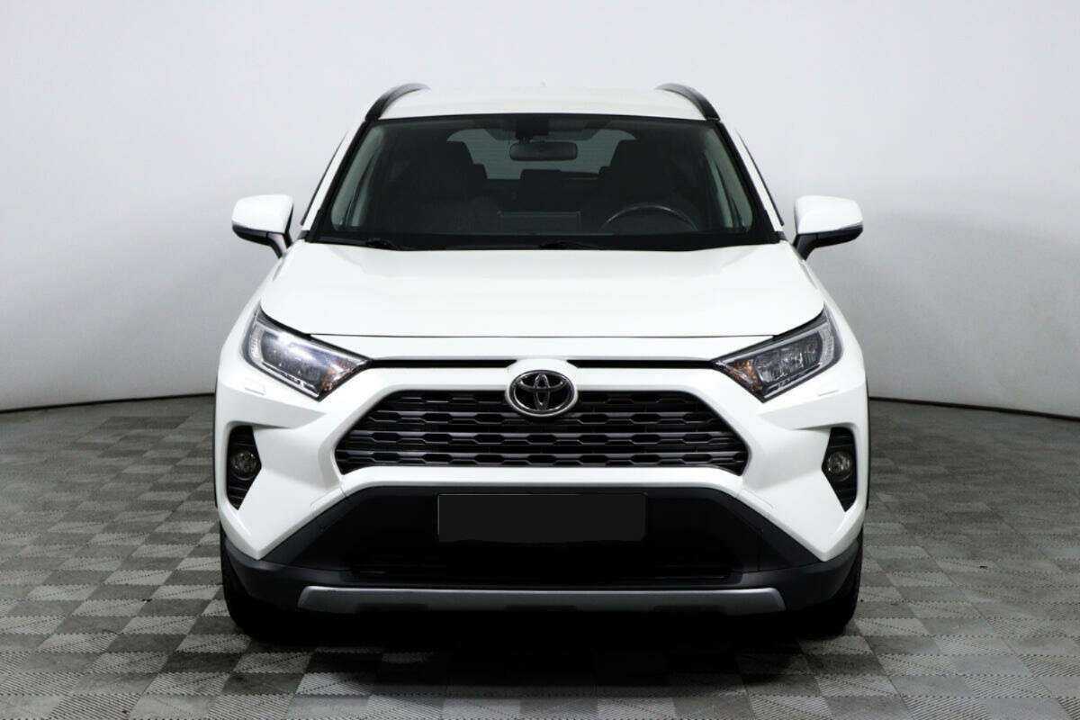 Купить Toyota RAV4 с пробегом. Фото: #1