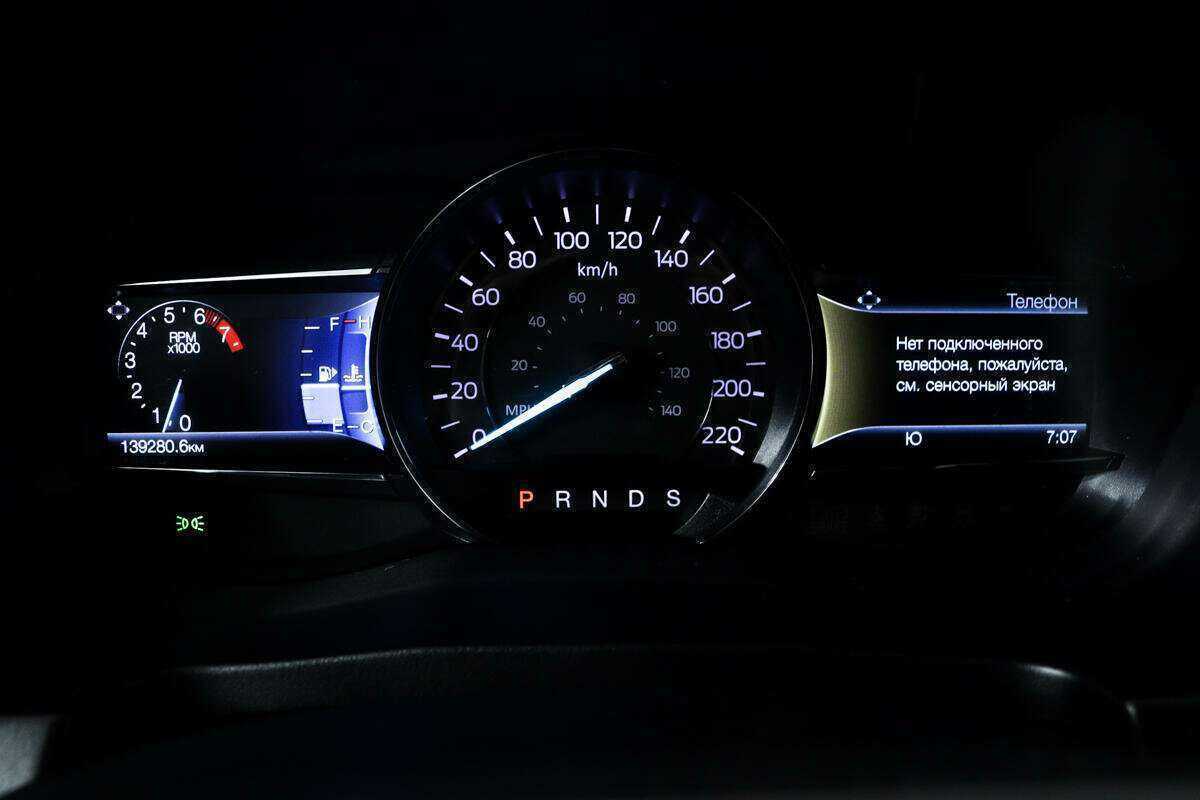 Купить Ford Explorer с пробегом. Фото: #9