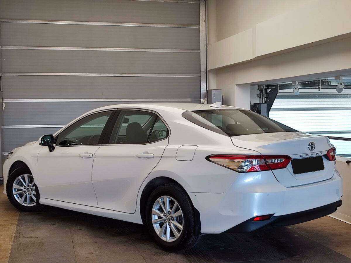 Купить Toyota Camry с пробегом. Фото: #5