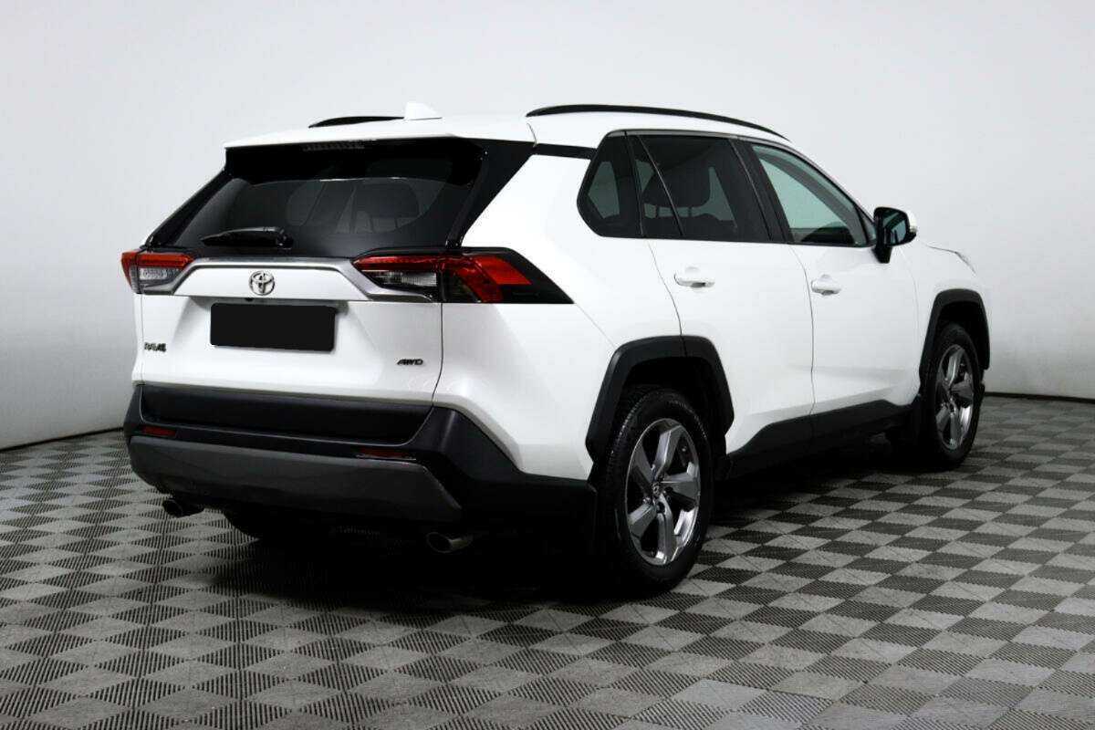 Купить Toyota RAV4 с пробегом. Фото: #4