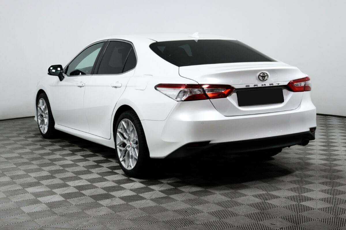 Купить Toyota Camry с пробегом. Фото: #6