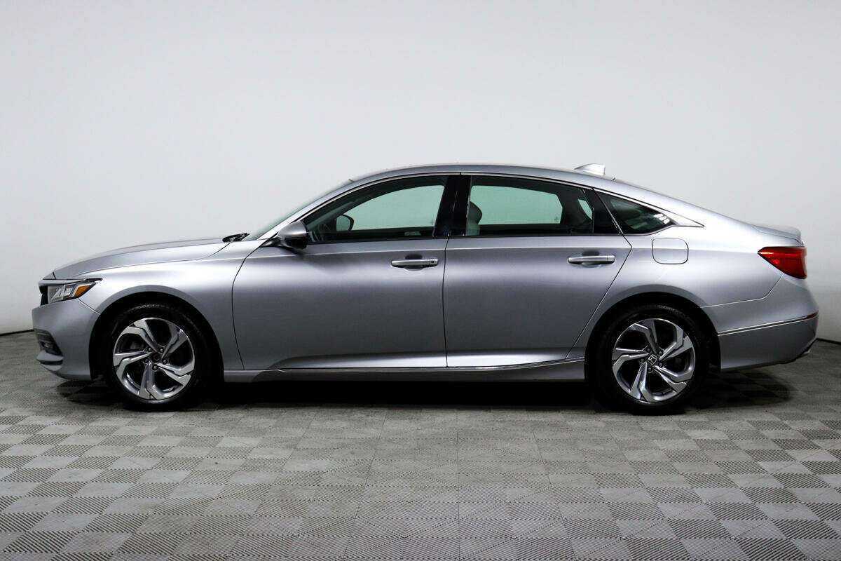 Купить Honda Accord с пробегом. Фото: #7