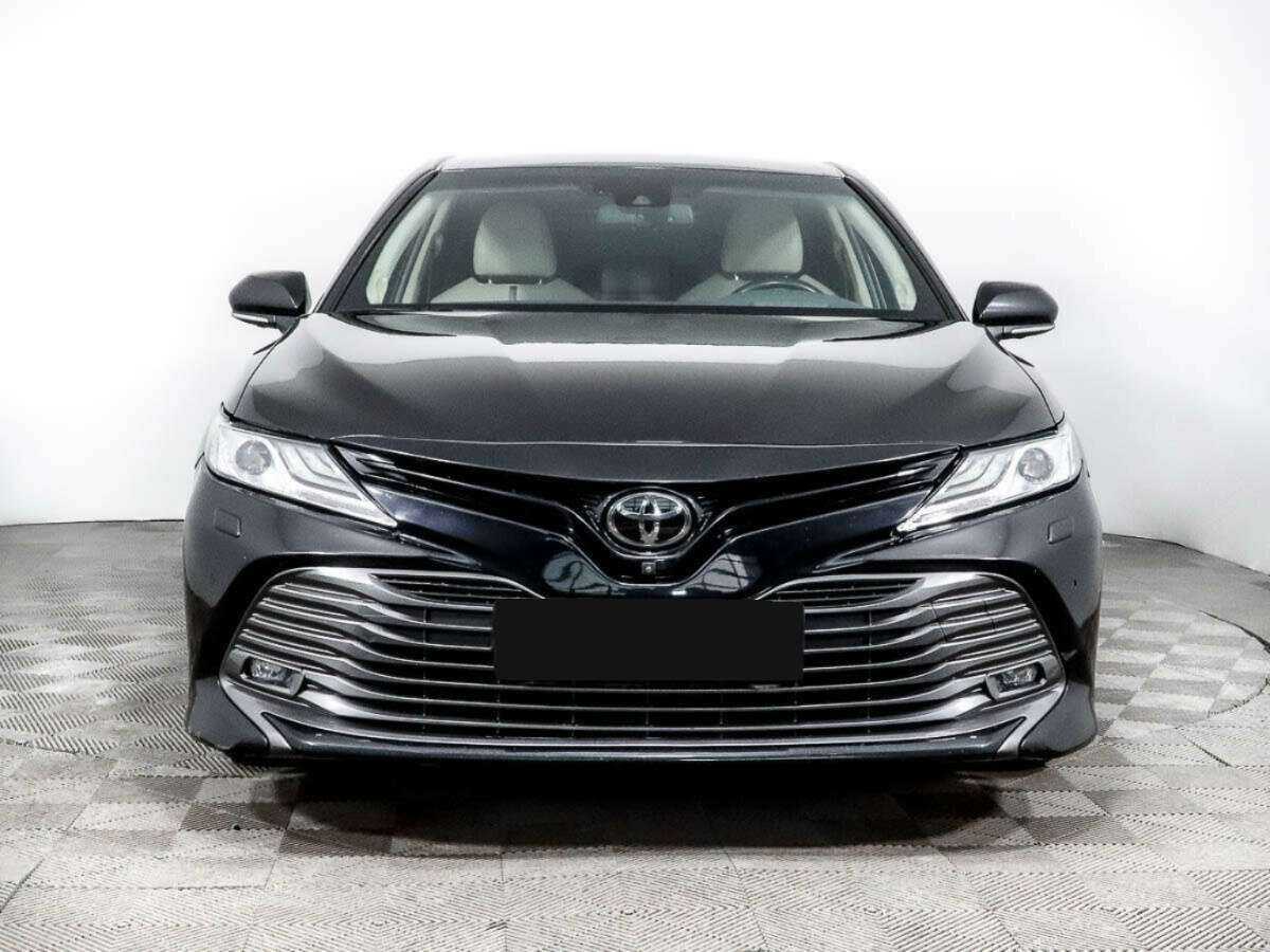 Купить Toyota Camry с пробегом. Фото: #1